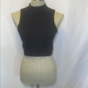 Black Sleeveless Crop Top